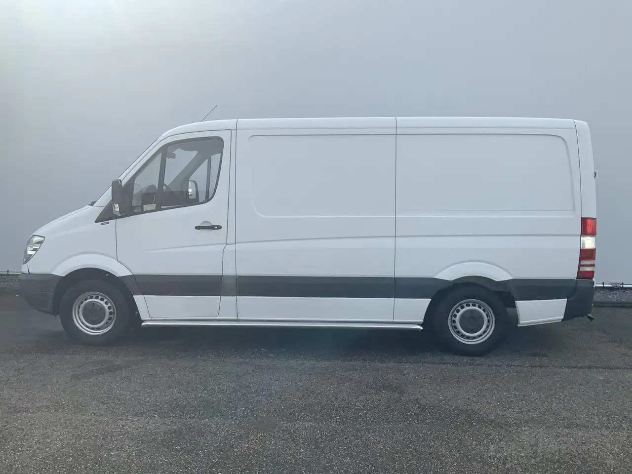 Mercedes-Benz Sprinter 211 2.2 CDI 366 L2 H1 Automaat 3 Zits Side Bar Tre - Panel van: picture 3 Mercedes-Benz Sprinter 211 2.2 CDI 366 L2 H1 Automaat 3 Zits Side Bar Tre - Panel van: picture 3