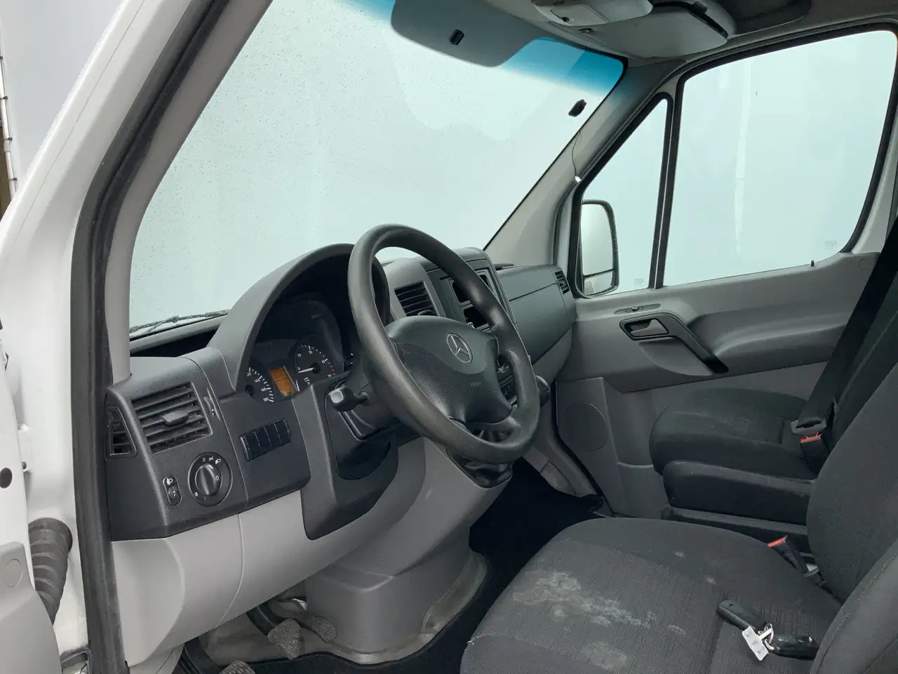 Mercedes-Benz Sprinter 311 2.2 CDI 366 40 gr _0 ijswagen 10 Deuren Euro 6 - Closed box van: picture 3 Mercedes-Benz Sprinter 311 2.2 CDI 366 40 gr _0 ijswagen 10 Deuren Euro 6 - Closed box van: picture 3