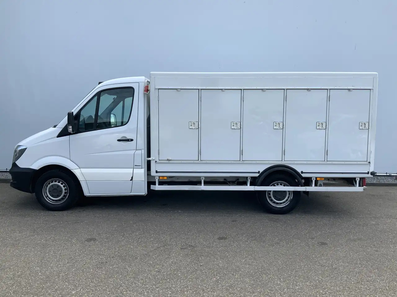 Mercedes-Benz Sprinter 311 2.2 CDI 366 ijsAuto - 40 C. Deuren 10 Euro 6 - Refrigerated delivery van: picture 3 Mercedes-Benz Sprinter 311 2.2 CDI 366 ijsAuto - 40 C. Deuren 10 Euro 6 - Refrigerated delivery van: picture 3