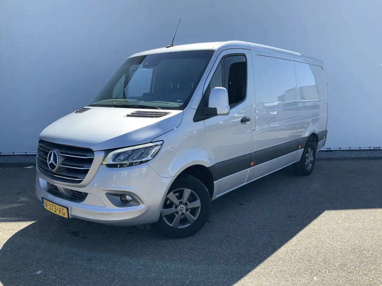 Mercedes-Benz Sprinter 314 2.2 CDI L2H1 Automaat Airco Cruise Aluvelg IMB - Panel van: picture 1 Mercedes-Benz Sprinter 314 2.2 CDI L2H1 Automaat Airco Cruise Aluvelg IMB - Panel van: picture 1