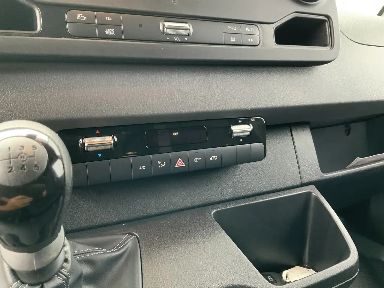 Panel van Mercedes-Benz Sprinter 314 2.2 CDI L2H2 Airco Camera Navi 3 Zits MBUX Sch: picture 9