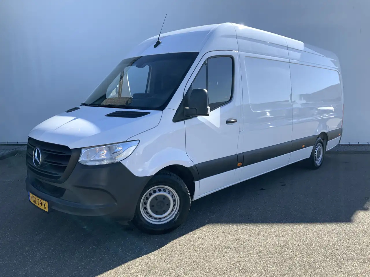 Mercedes-Benz Sprinter 314 2.2 CDI L3H2 Maxi Airco 3 Zits Euro 6 - Panel van: picture 1 Mercedes-Benz Sprinter 314 2.2 CDI L3H2 Maxi Airco 3 Zits Euro 6 - Panel van: picture 1