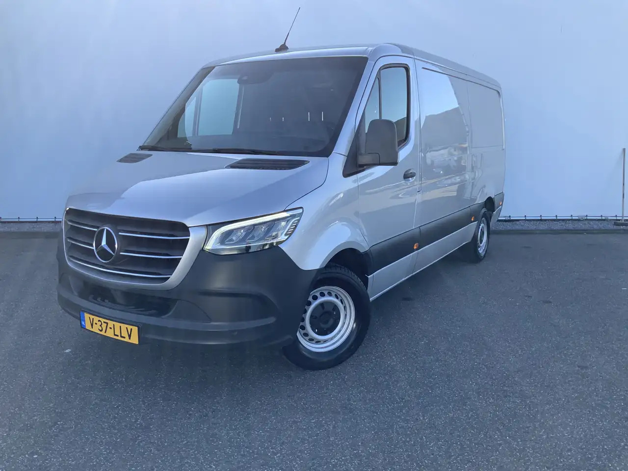 Mercedes-Benz Sprinter 316 2.2 CDI 366 L2H1 Automaat M BUX Airco Camera C - Panel van: picture 1 Mercedes-Benz Sprinter 316 2.2 CDI 366 L2H1 Automaat M BUX Airco Camera C - Panel van: picture 1