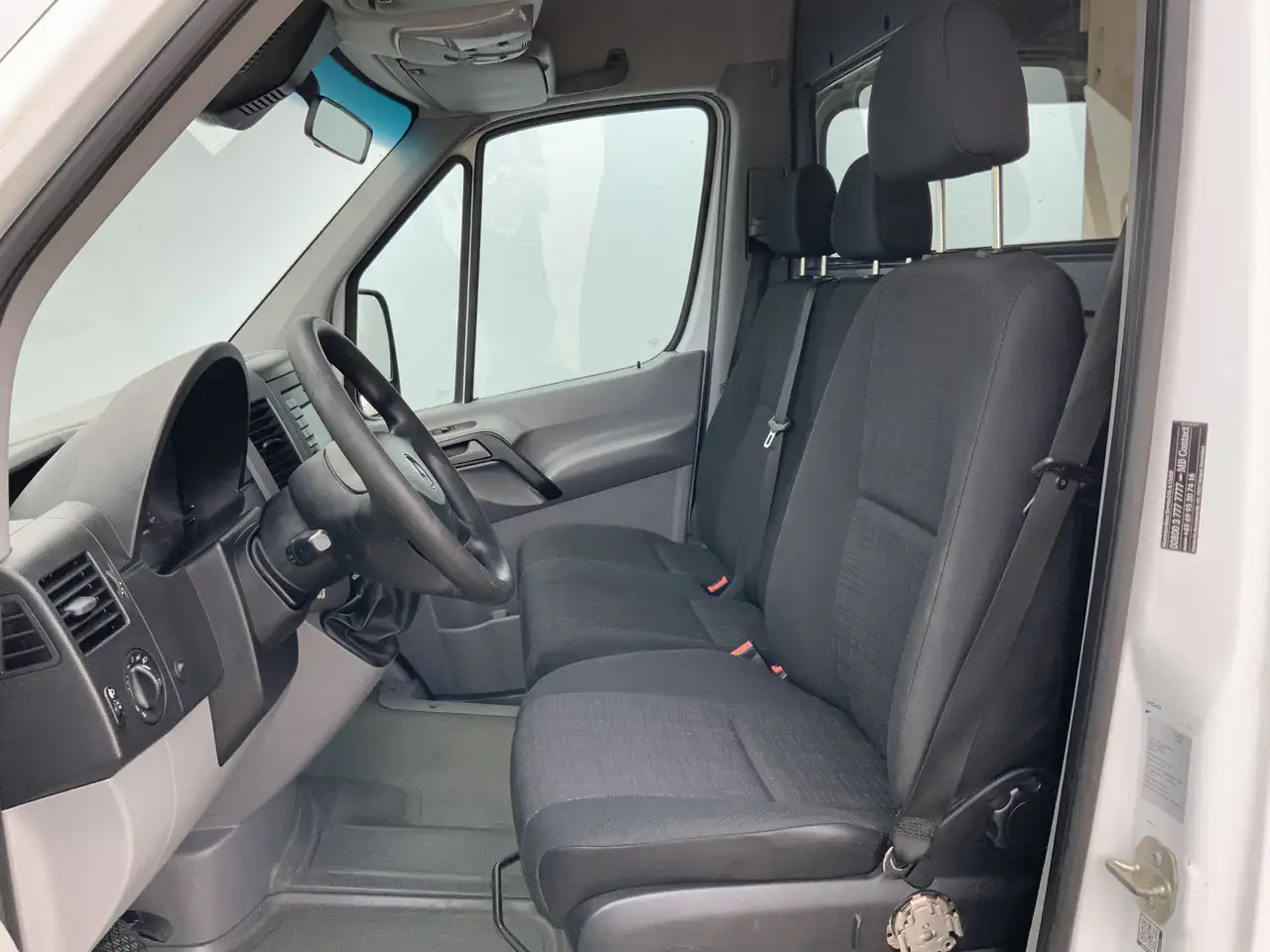 Mercedes-Benz Sprinter 516 2.2 CDI 366 L2H2 Camera Trekhaak 3500 kg Dub L - Panel van: picture 5 Mercedes-Benz Sprinter 516 2.2 CDI 366 L2H2 Camera Trekhaak 3500 kg Dub L - Panel van: picture 5
