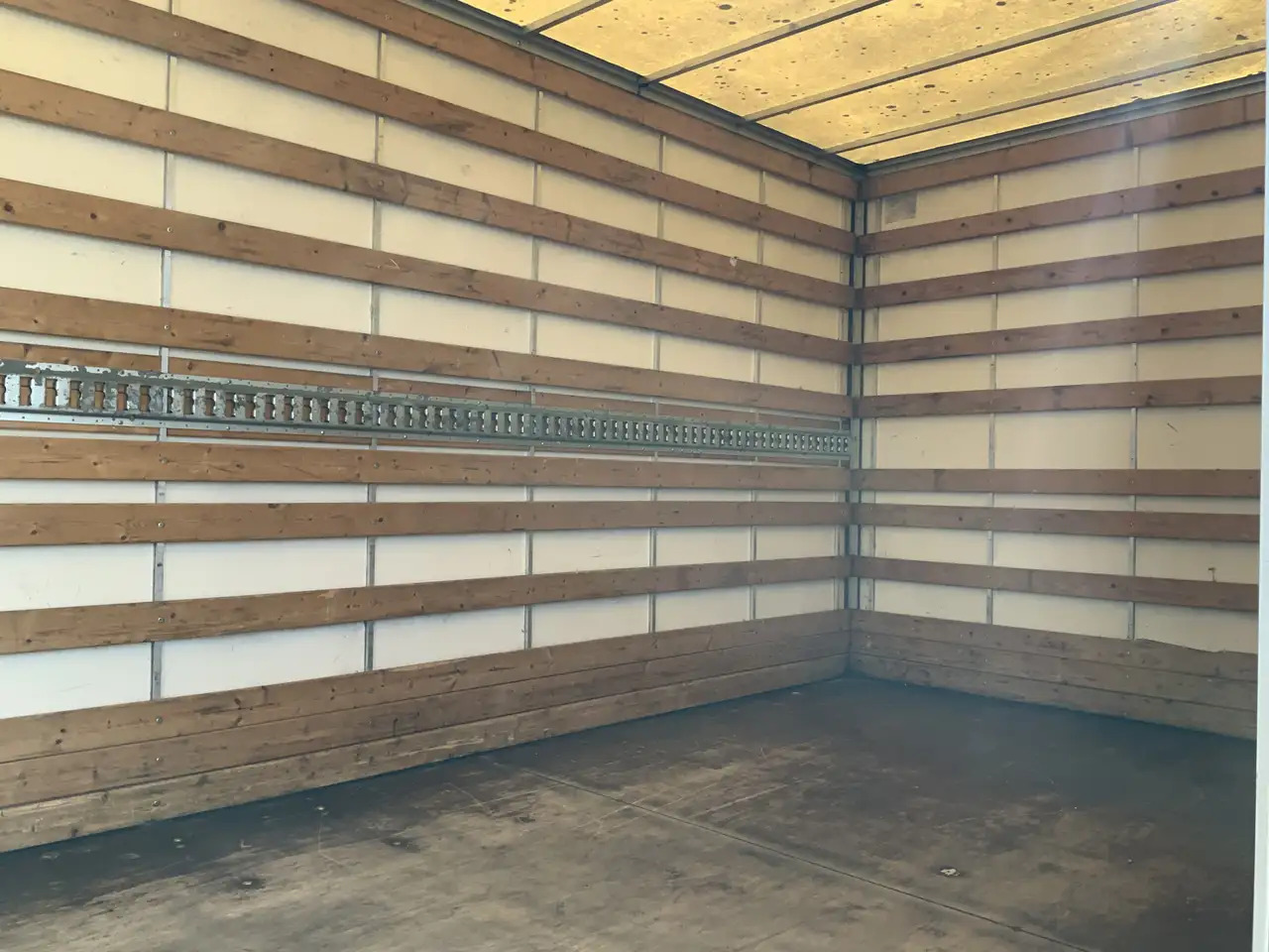 Mercedes-Benz Sprinter 519 3.0 CDI 432LAutomaat 6 Cilinder Meubelbak&Lift - Closed box van: picture 4 Mercedes-Benz Sprinter 519 3.0 CDI 432LAutomaat 6 Cilinder Meubelbak&Lift - Closed box van: picture 4
