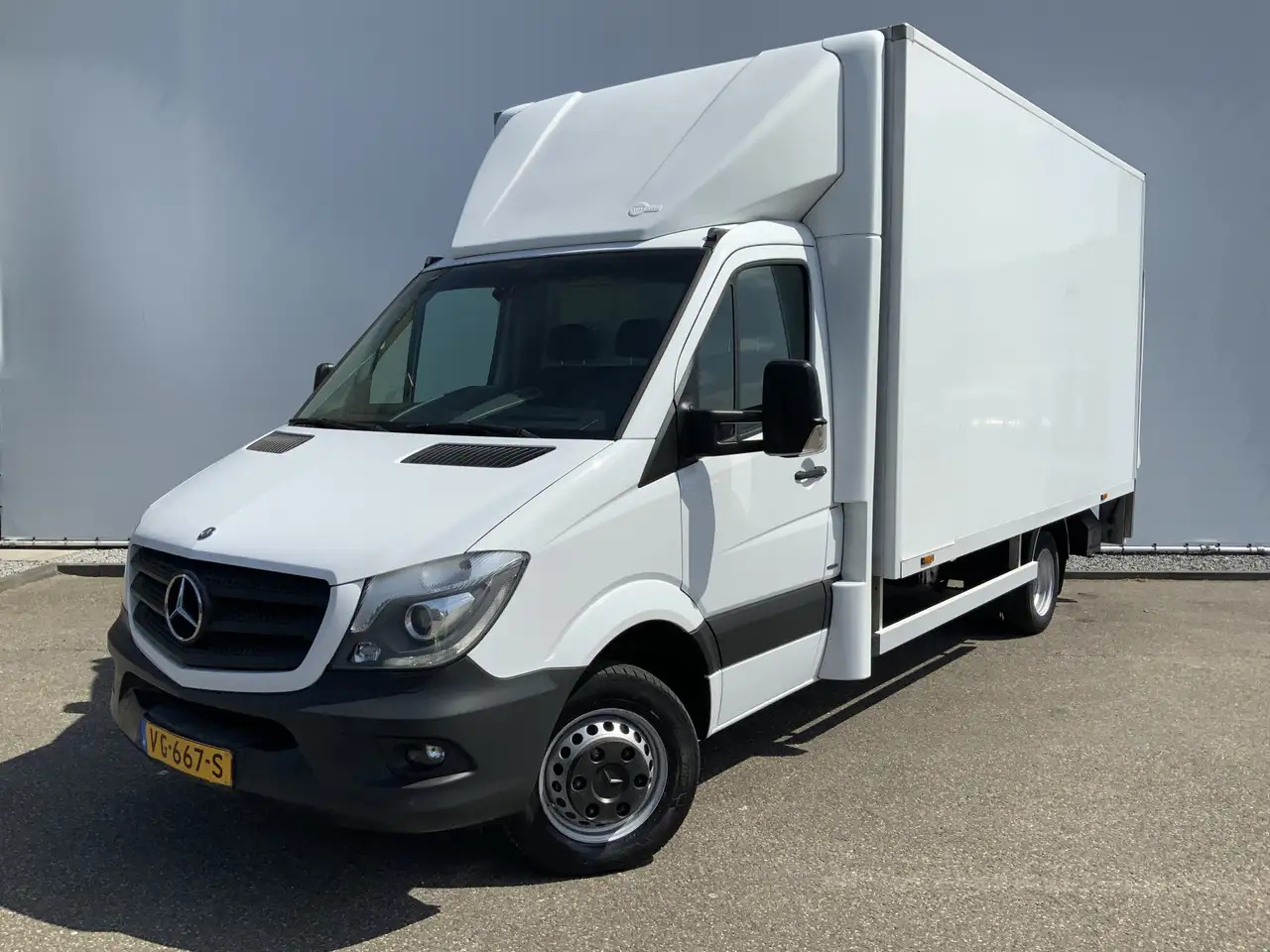 Mercedes-Benz Sprinter 519 3.0 CDI 432LAutomaat 6 Cilinder Meubelbak&Lift - Closed box van: picture 1 Mercedes-Benz Sprinter 519 3.0 CDI 432LAutomaat 6 Cilinder Meubelbak&Lift - Closed box van: picture 1