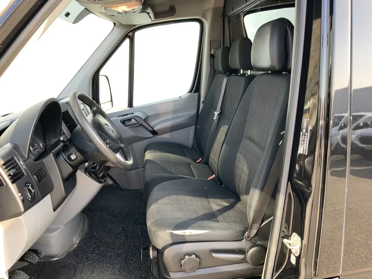 Mercedes-Benz Sprinter L2H1 316 2.2 CDI 366 HD EURO 6 - Panel van: picture 4 Mercedes-Benz Sprinter L2H1 316 2.2 CDI 366 HD EURO 6 - Panel van: picture 4