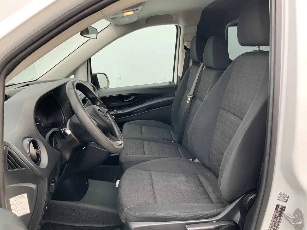 Mercedes-Benz Vito 111 CDI Functional Airco 3 Zits Side Bar Trekhaak - Panel van: picture 4 Mercedes-Benz Vito 111 CDI Functional Airco 3 Zits Side Bar Trekhaak - Panel van: picture 4