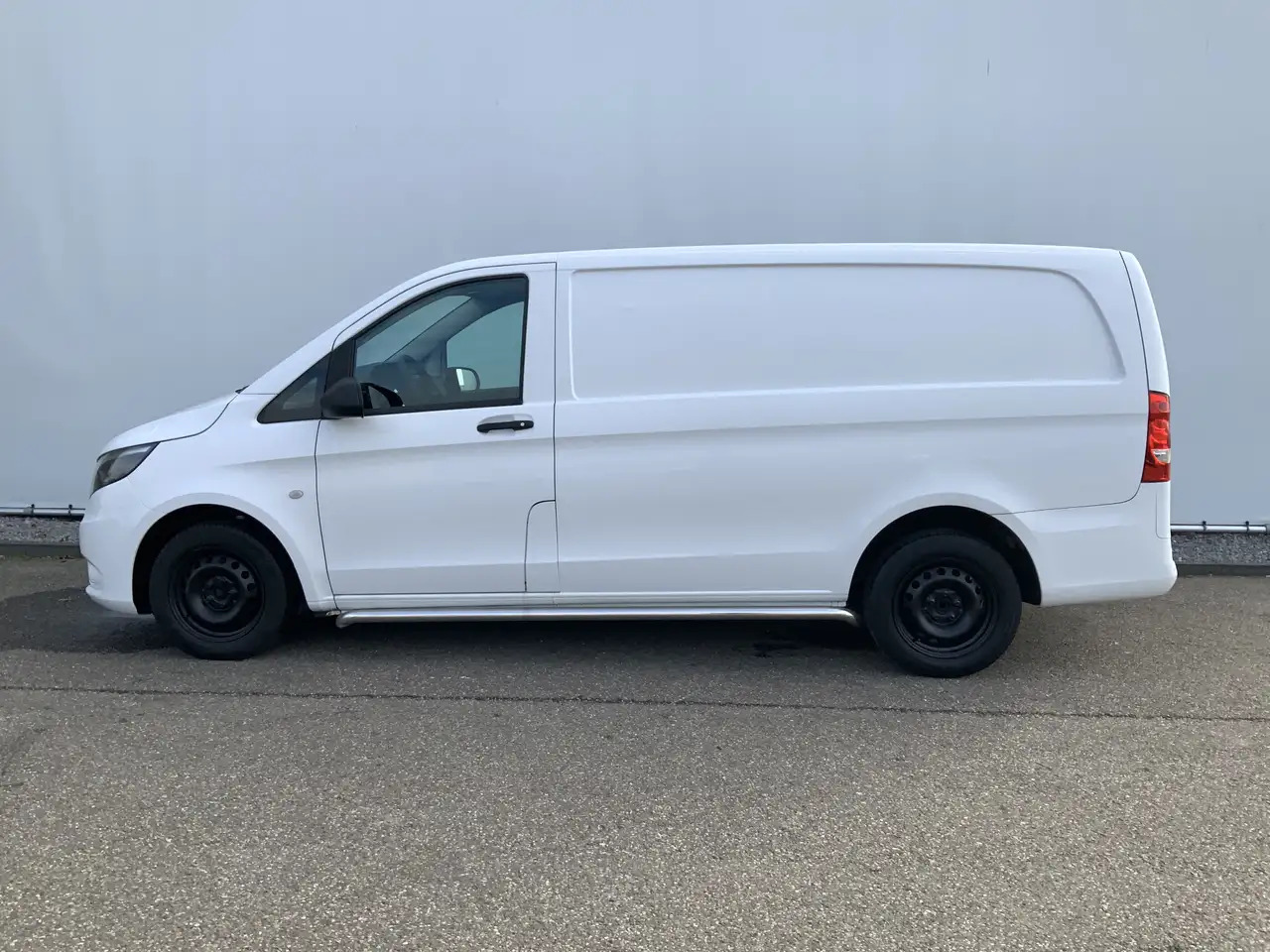 Mercedes-Benz Vito 111 CDI Functional Lang Airco Cruise Trekhaak 2000 - Panel van: picture 4 Mercedes-Benz Vito 111 CDI Functional Lang Airco Cruise Trekhaak 2000 - Panel van: picture 4
