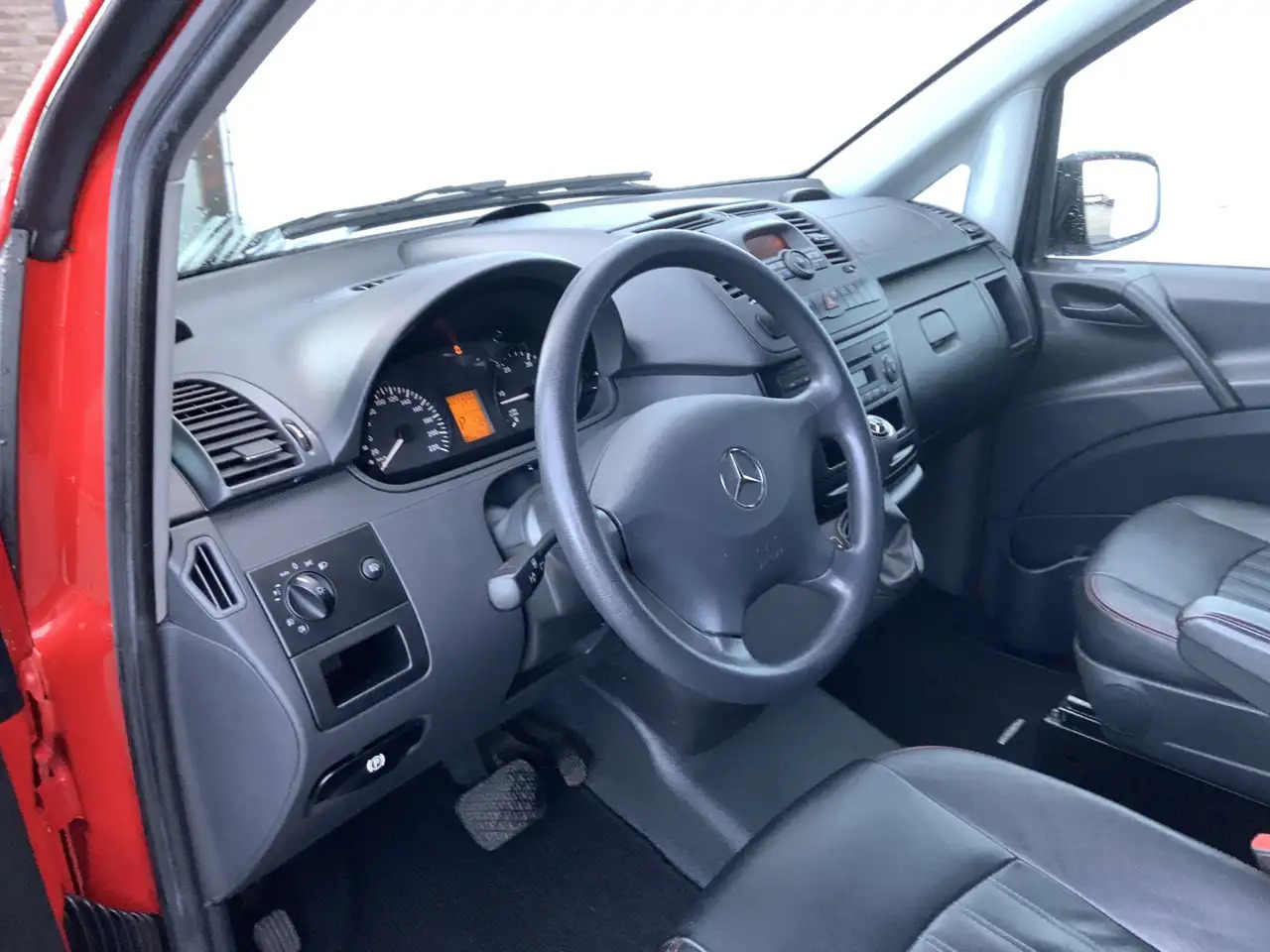 Mercedes-Benz Vito 122 CDI 320 Automaat Airco 2 Zits Leer Trekhaak 20 leasing Mercedes-Benz Vito 122 CDI 320 Automaat Airco 2 Zits Leer Trekhaak 20: picture 7