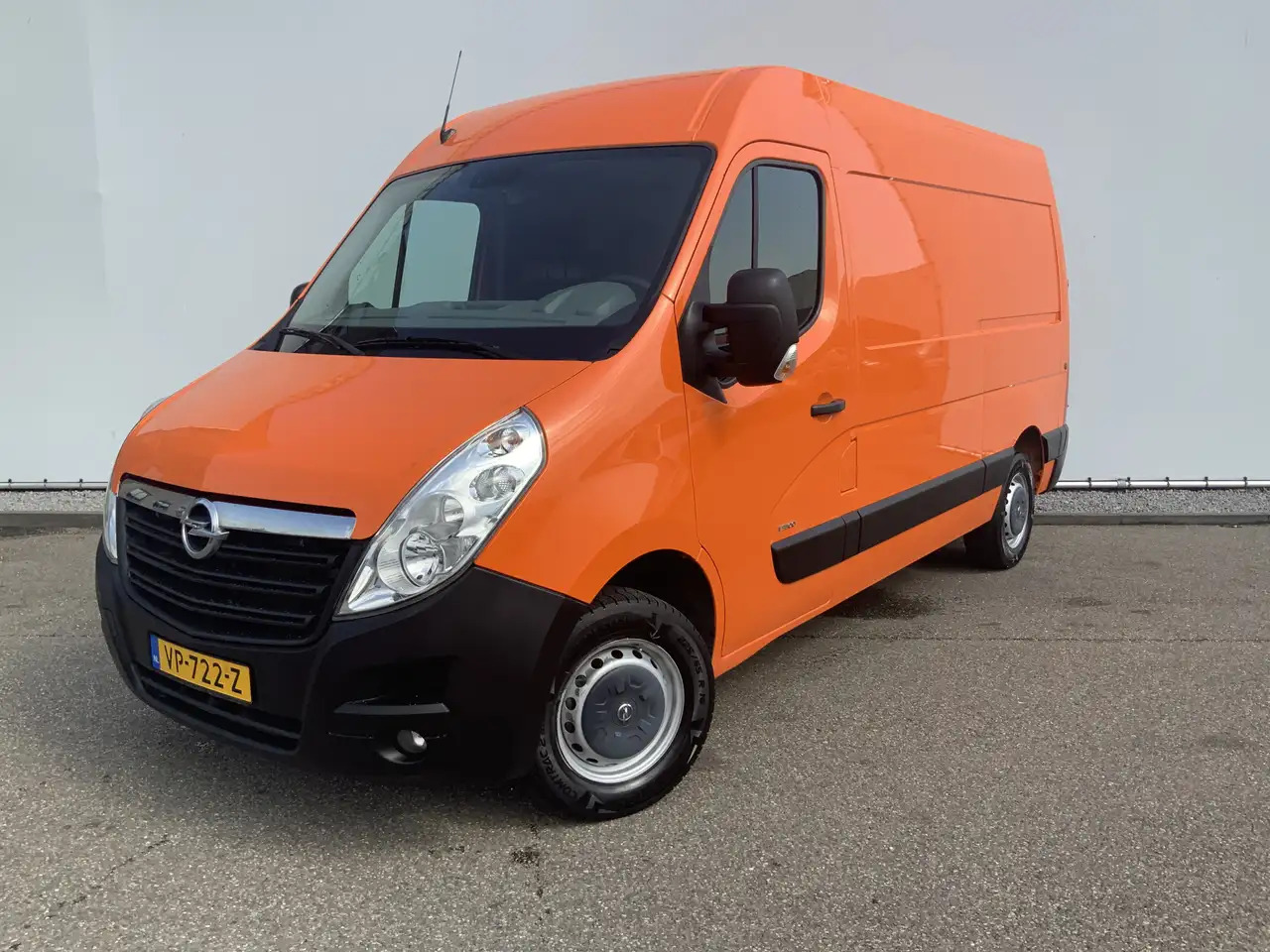 Opel Movano 2.3 CDTI L2H3 Airco Cruise 3 Zits Trekhaak 2500 kg - Panel van: picture 1 Opel Movano 2.3 CDTI L2H3 Airco Cruise 3 Zits Trekhaak 2500 kg - Panel van: picture 1