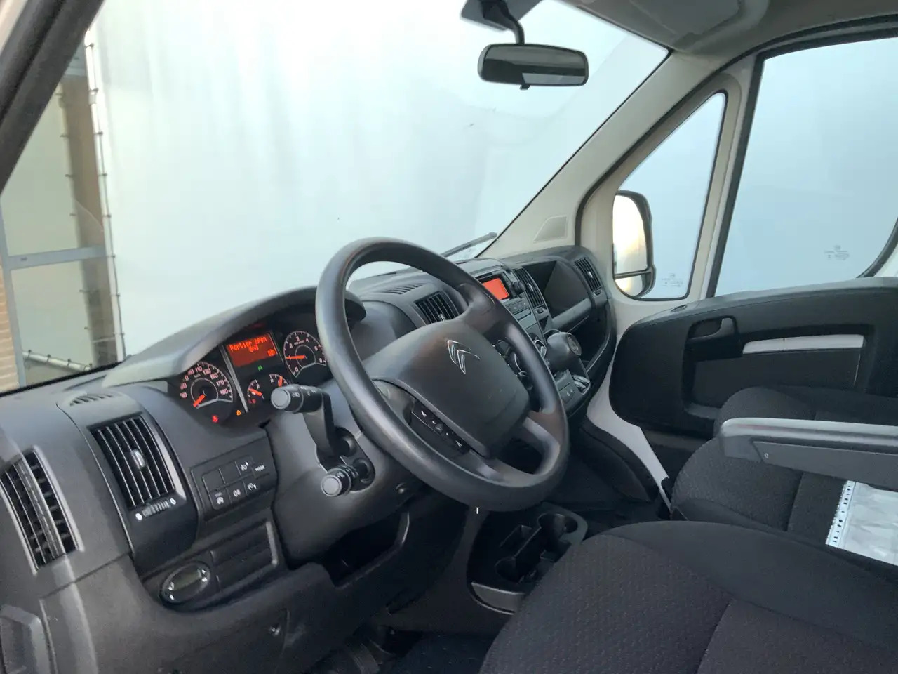 Citroen Jumper 2.2 BlueHDi 165 L3 3.5t Meubel bak & Deuren Airco - Other machinery: picture 5 Citroen Jumper 2.2 BlueHDi 165 L3 3.5t Meubel bak & Deuren Airco - Other machinery: picture 5