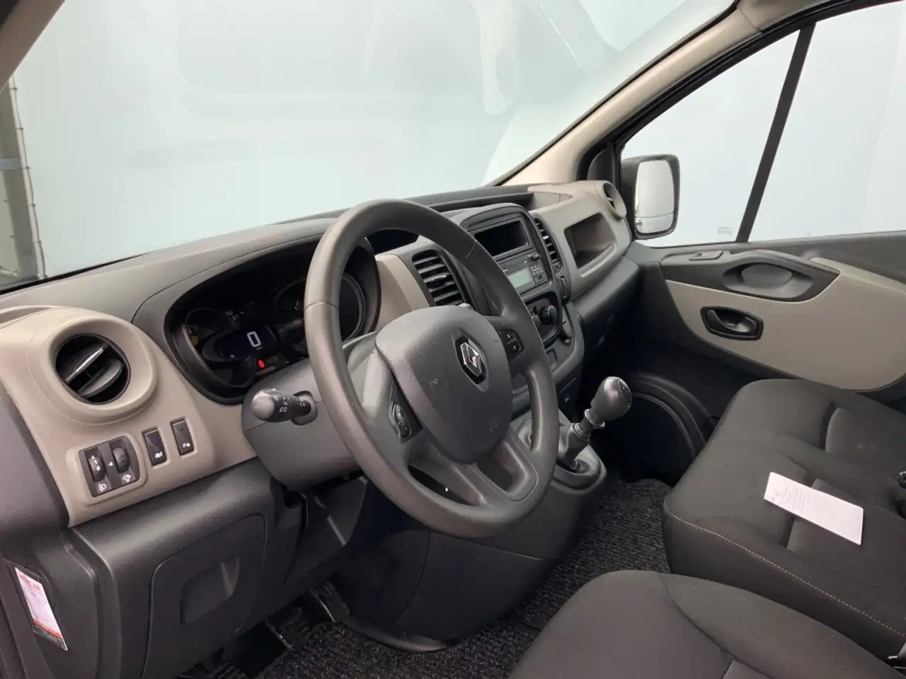 Panel van Renault Trafic 1.6 dCi T29 L2H2 Comfort Energy Airco Cruise 3 Zit: picture 6
