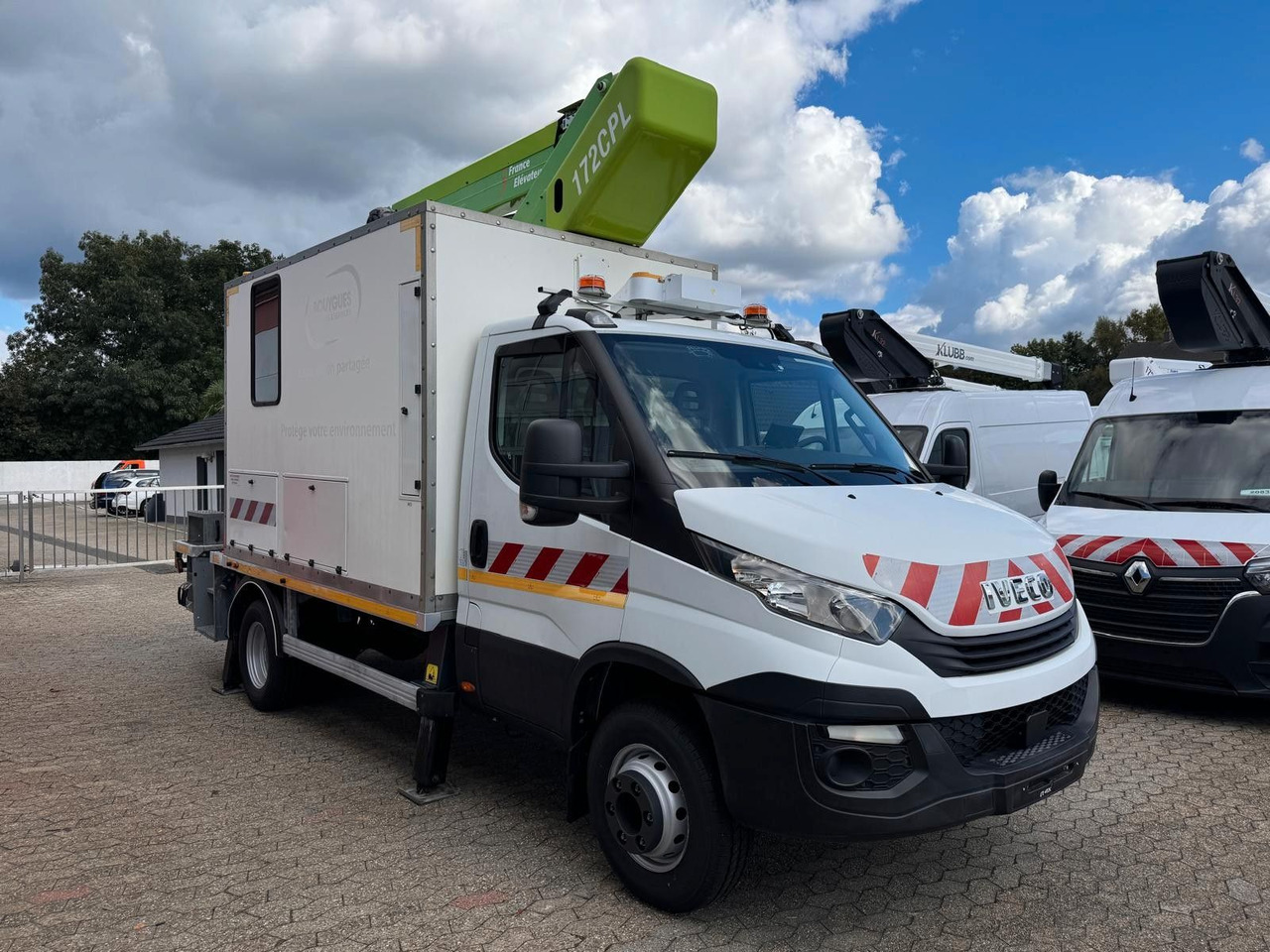 Iveco 70C18 Hubarbeitsbühne France Elevateur 172 CPL - Truck mounted aerial platform: picture 3 Iveco 70C18 Hubarbeitsbühne France Elevateur 172 CPL - Truck mounted aerial platform: picture 3