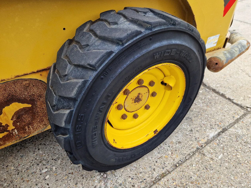 Skid steer loader Caterpillar 216B3 schranklader met 1191 uur: picture 13 Skid steer loader Caterpillar 216B3 schranklader met 1191 uur: picture 13