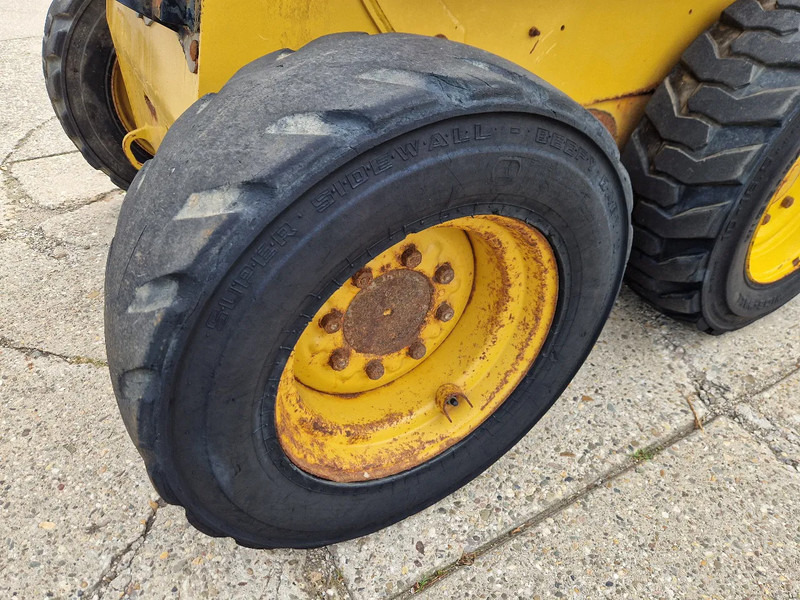 Skid steer loader Caterpillar 216B3 schranklader met 1191 uur: picture 11 Skid steer loader Caterpillar 216B3 schranklader met 1191 uur: picture 11