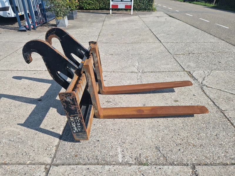 Caterpillar palletframe t.b.v. Caterpillar 924 / 930 / 938 - Forks for Material handling equipment: picture 3 Caterpillar palletframe t.b.v. Caterpillar 924 / 930 / 938 - Forks for Material handling equipment: picture 3