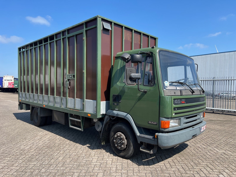 DAF 45.160 - Horse truck: picture 3 DAF 45.160 - Horse truck: picture 3