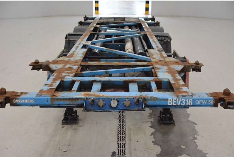 DESOT Skelet 20-30 ft - Container transporter/ Swap body semi-trailer: picture 2 DESOT Skelet 20-30 ft - Container transporter/ Swap body semi-trailer: picture 2