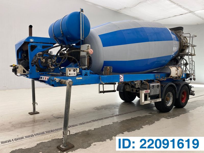 De Buf Mixer 10 m³* - Concrete mixer semi-trailer: picture 1 De Buf Mixer 10 m³* - Concrete mixer semi-trailer: picture 1