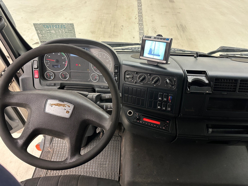 Box truck MAN TGL 12.220: picture 10