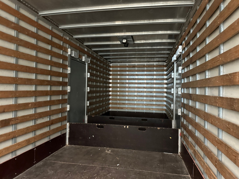 Box truck MAN TGL 12.220: picture 7