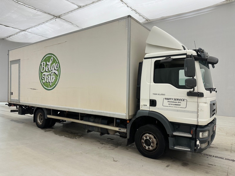 MAN TGM 12.250 - Box truck: picture 3 MAN TGM 12.250 - Box truck: picture 3