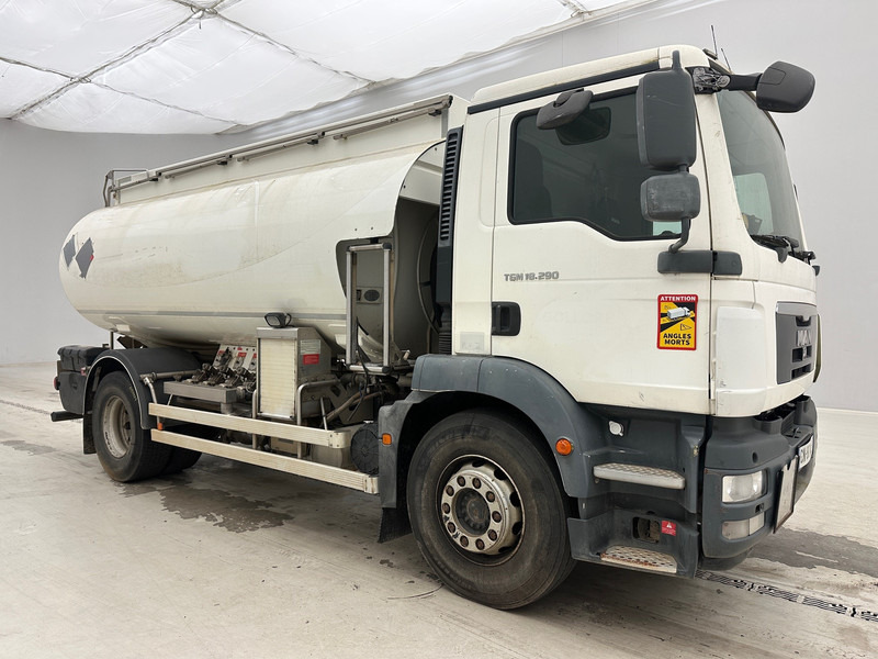 MAN TGM 18.290 - 4x2 - Tanker truck: picture 3 MAN TGM 18.290 - 4x2 - Tanker truck: picture 3