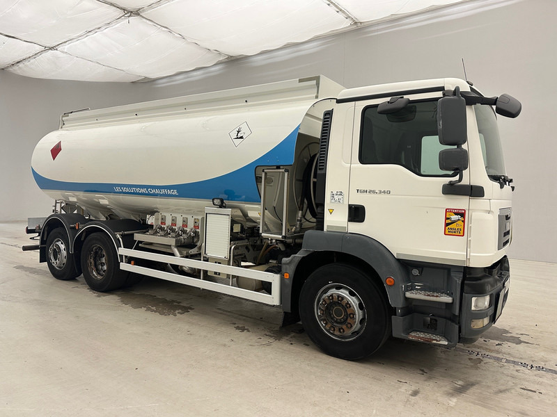 MAN TGM 26.340 - 6x2 - Tanker truck: picture 3 MAN TGM 26.340 - 6x2 - Tanker truck: picture 3