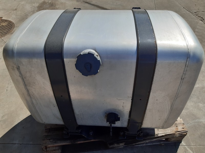 Mercedes-Benz A9604704602 480 liter - Fuel tank: picture 1 Mercedes-Benz A9604704602 480 liter - Fuel tank: picture 1
