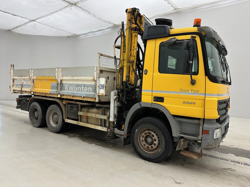 Mercedes-Benz Actros 3336 - 6x4 - Tipper, Crane truck: picture 3 Mercedes-Benz Actros 3336 - 6x4 - Tipper, Crane truck: picture 3