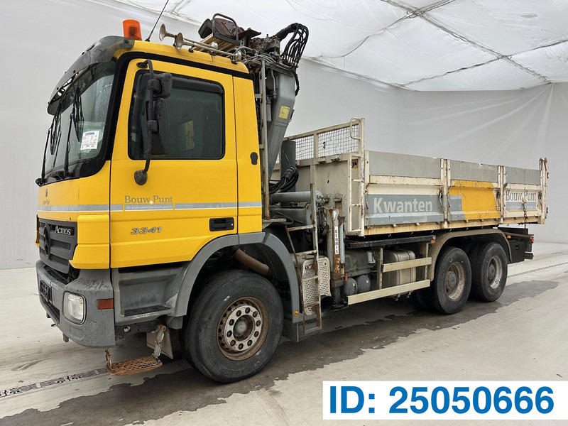 Mercedes-Benz Actros 3336 - 6x4 - Tipper, Crane truck: picture 1 Mercedes-Benz Actros 3336 - 6x4 - Tipper, Crane truck: picture 1