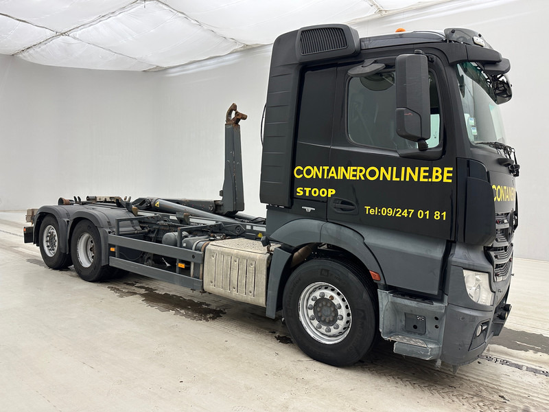 Mercedes-Benz Arocs 2640 - 6x2 - Hook lift truck: picture 3 Mercedes-Benz Arocs 2640 - 6x2 - Hook lift truck: picture 3