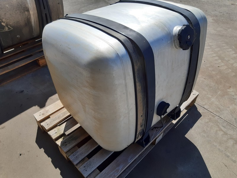 Mercedes-Benz Mazouttank actros A9344700101 - Fuel tank: picture 3 Mercedes-Benz Mazouttank actros A9344700101 - Fuel tank: picture 3
