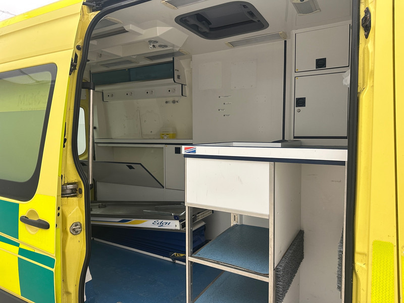 Mercedes-Benz Sprinter 319 CDI - Ambulance: picture 5 Mercedes-Benz Sprinter 319 CDI - Ambulance: picture 5