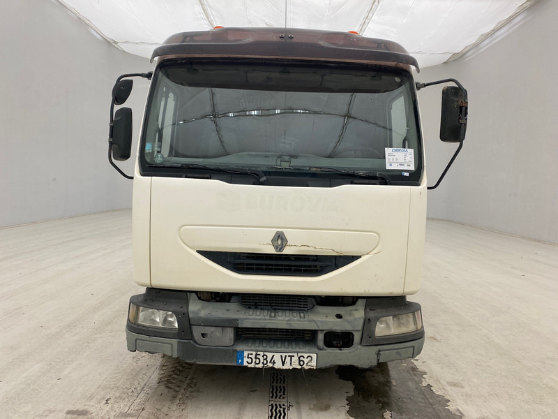 Renault Midlum 180 DCi* - Tanker truck: picture 2 Renault Midlum 180 DCi* - Tanker truck: picture 2