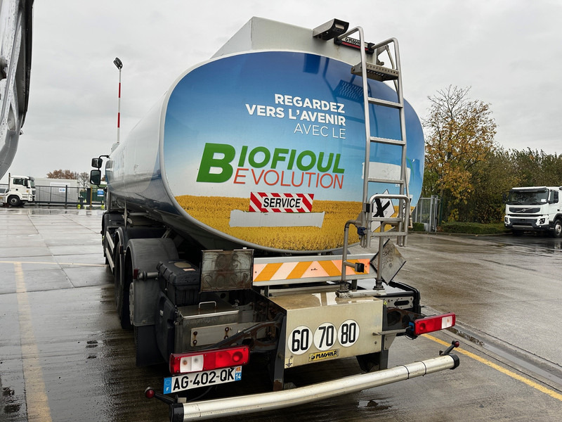 Renault Premium 320 DXi - 6x2 - Tanker truck: picture 3 Renault Premium 320 DXi - 6x2 - Tanker truck: picture 3