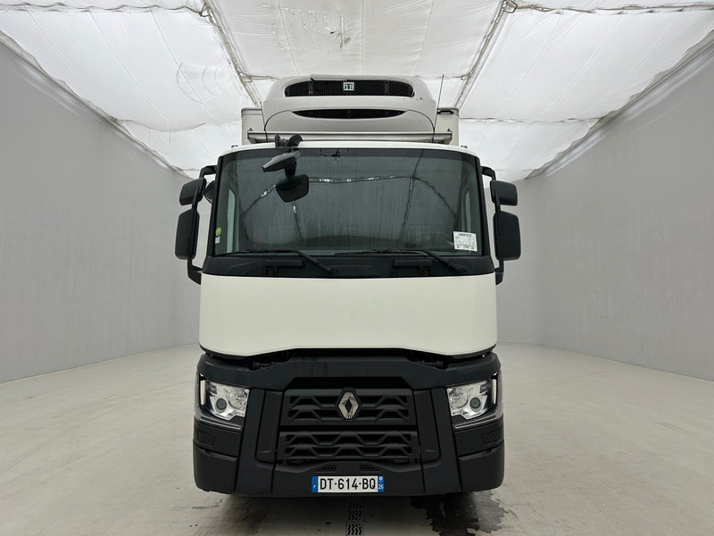 Renault T 380 - Refrigerator truck: picture 2 Renault T 380 - Refrigerator truck: picture 2