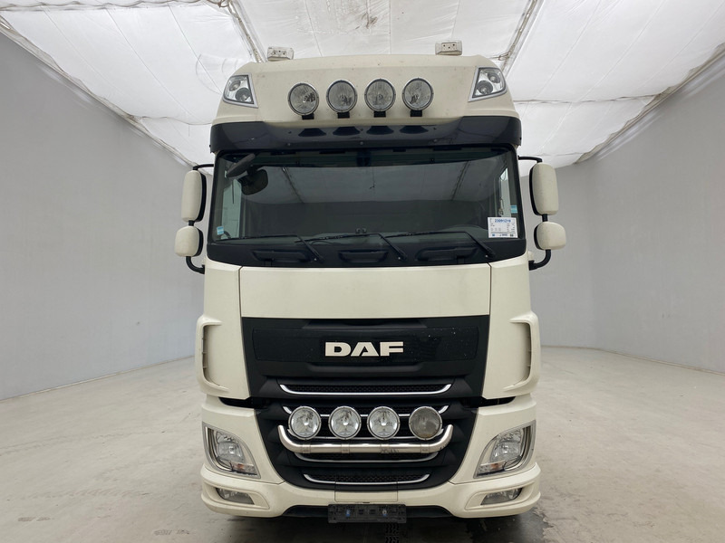 DAF XF 460 Super Space Cab - Tractor unit: picture 2 DAF XF 460 Super Space Cab - Tractor unit: picture 2