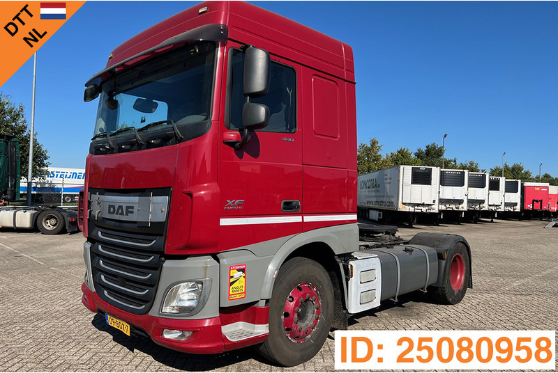 DAF XF106.440 Space Cab - Tractor unit: picture 1 DAF XF106.440 Space Cab - Tractor unit: picture 1
