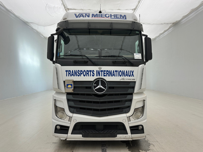 Mercedes-Benz Actros 1842* - Tractor unit: picture 2 Mercedes-Benz Actros 1842* - Tractor unit: picture 2