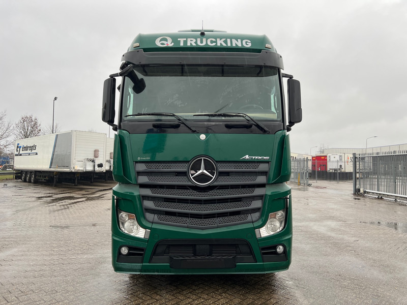 Mercedes-Benz Actros 1845 BigSpace* - Tractor unit: picture 2 Mercedes-Benz Actros 1845 BigSpace* - Tractor unit: picture 2