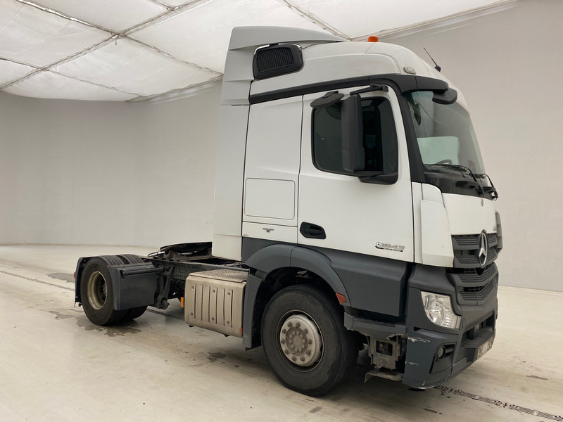Mercedes-Benz Actros 1943 - Tractor unit: picture 3 Mercedes-Benz Actros 1943 - Tractor unit: picture 3