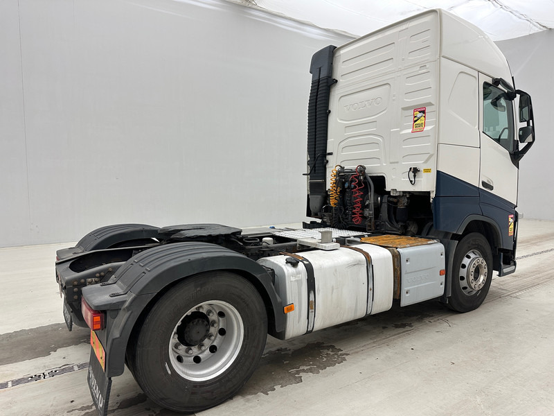 Volvo FH 420 Globetrotter - ADR - Tractor unit: picture 5 Volvo FH 420 Globetrotter - ADR - Tractor unit: picture 5