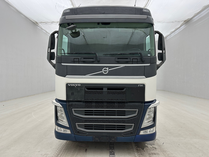 Volvo FH 420 Globetrotter - ADR - Tractor unit: picture 2 Volvo FH 420 Globetrotter - ADR - Tractor unit: picture 2