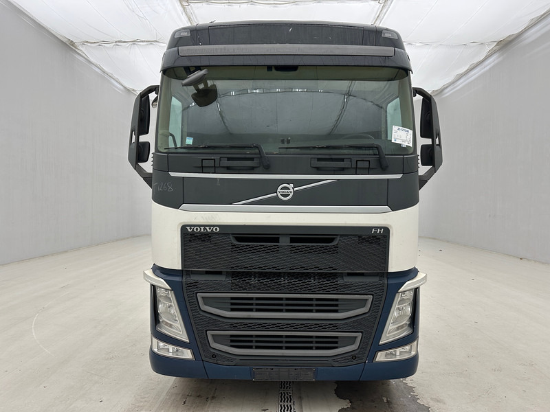 Volvo FH 420 Globetrotter - ADR - Tractor unit: picture 2 Volvo FH 420 Globetrotter - ADR - Tractor unit: picture 2