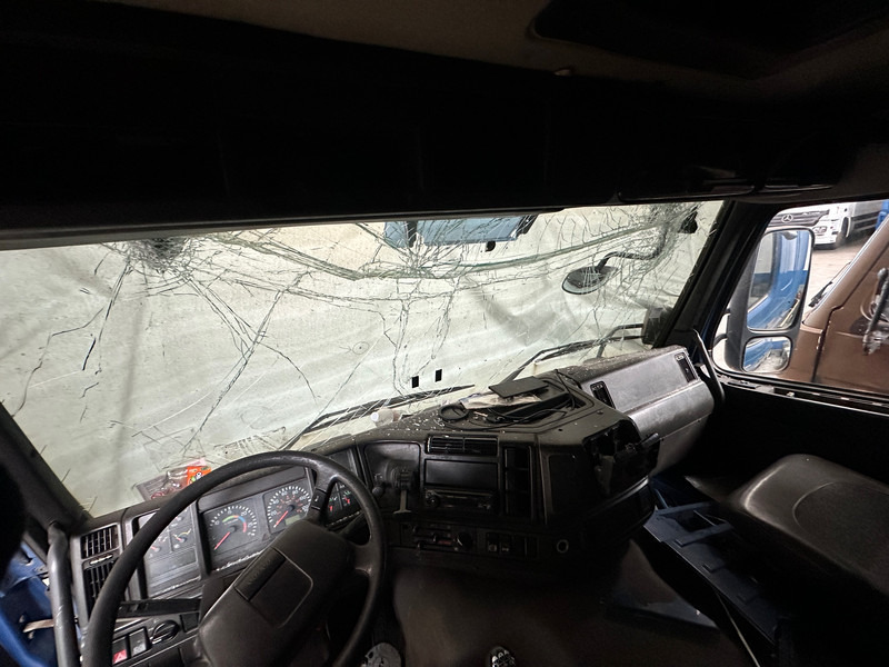 Volvo FM 340 - Tractor unit: picture 5 Volvo FM 340 - Tractor unit: picture 5