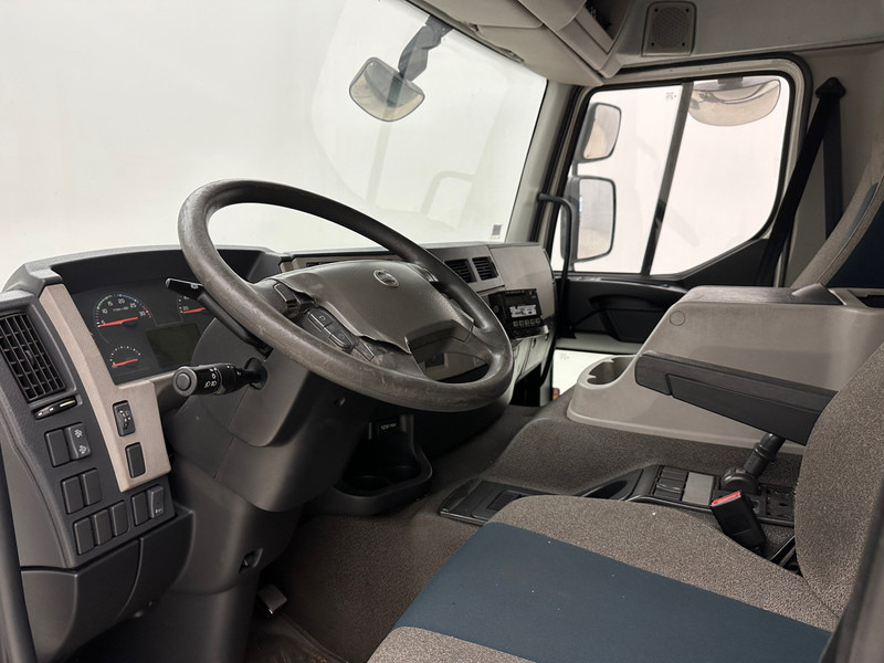 Volvo FE 280 - Refrigerator truck: picture 5 Volvo FE 280 - Refrigerator truck: picture 5