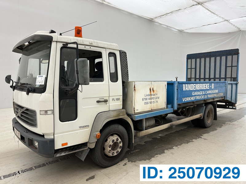 Volvo FL 180 - Tipper: picture 1 Volvo FL 180 - Tipper: picture 1