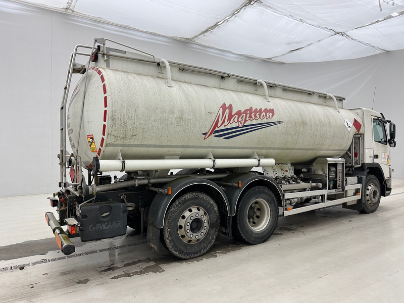 Tanker truck Volvo FM 500 - 6x2: picture 6 Tanker truck Volvo FM 500 - 6x2: picture 6